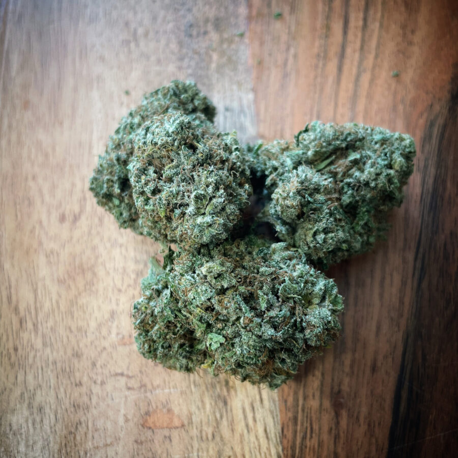 Fleur de CBD DU MOIS !!!
