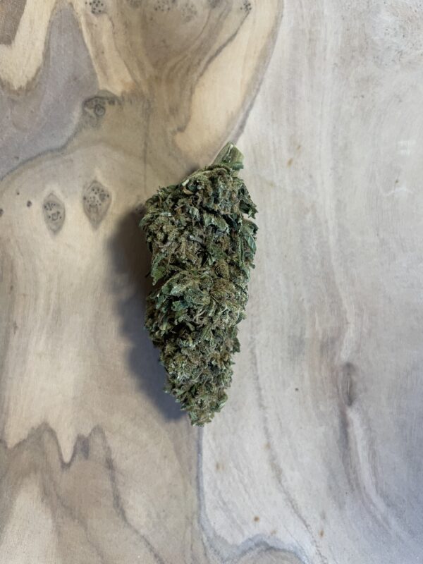 Fleur de CBD luxury   CRITICAL